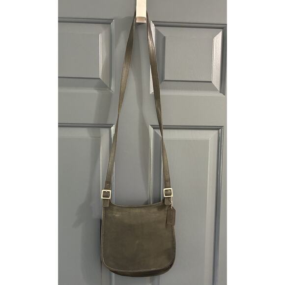 Vintage Coach leather Hippie Flap Bag Crossbody Saddle Purse in Gray- Style 9135 - Picture 1 of 6